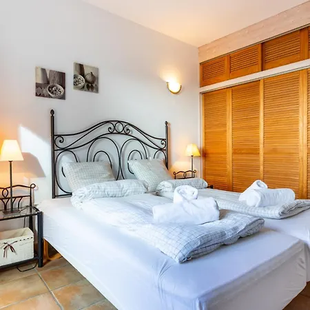 Buganvilla, El Higueron Апартаменты